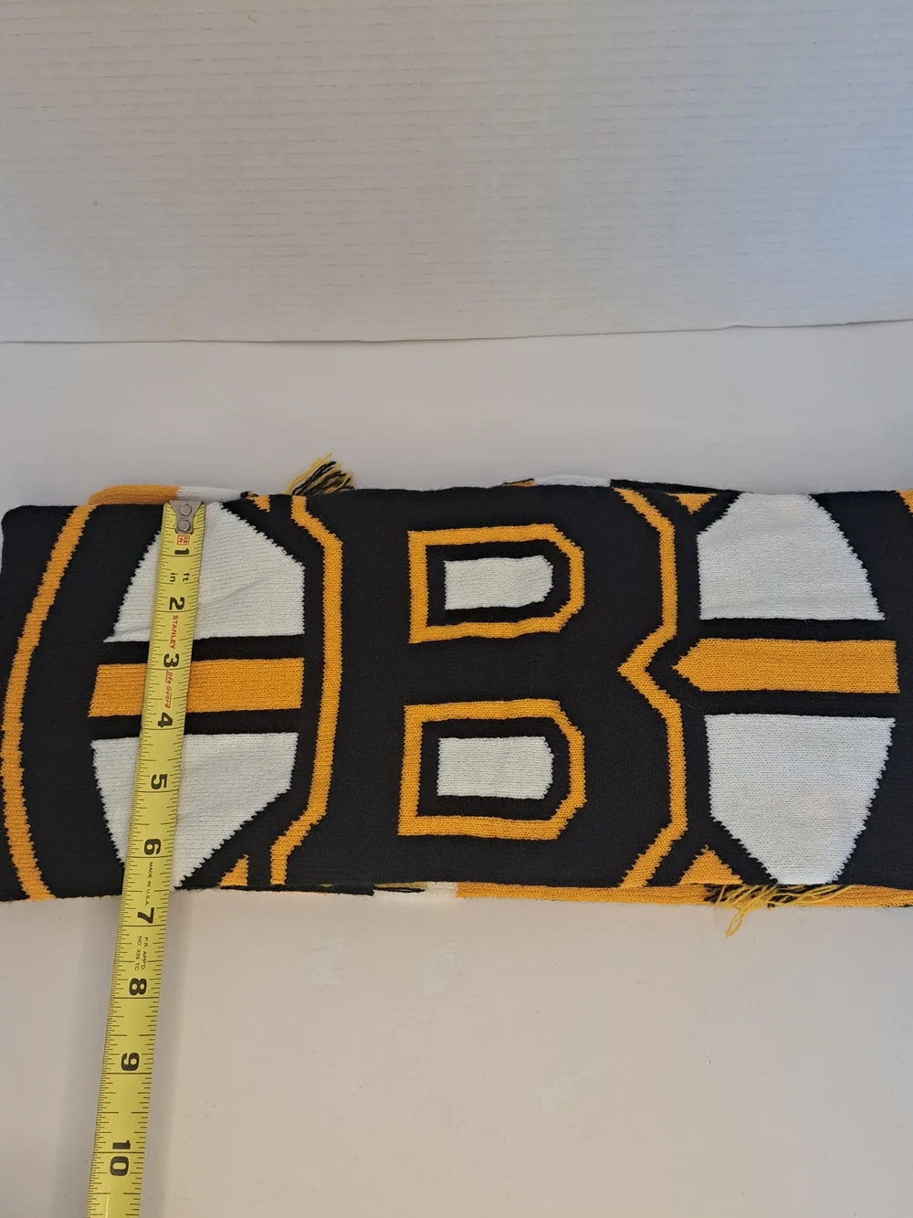 Boston Bruins Scarf NHL Hockey Official Team logo by FOCO, 62